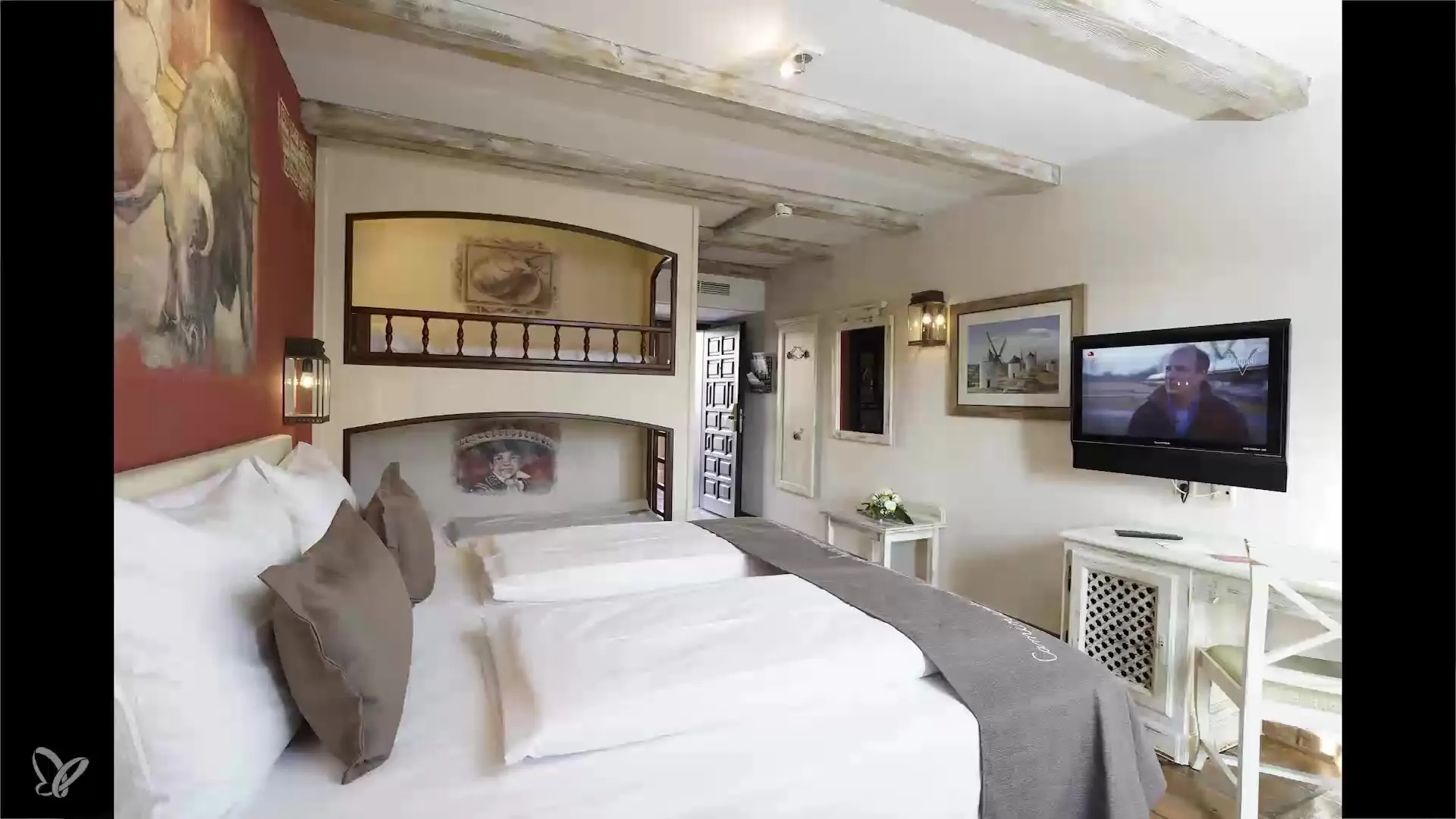 Hotel photography efficiently: Using perspectives in the small room