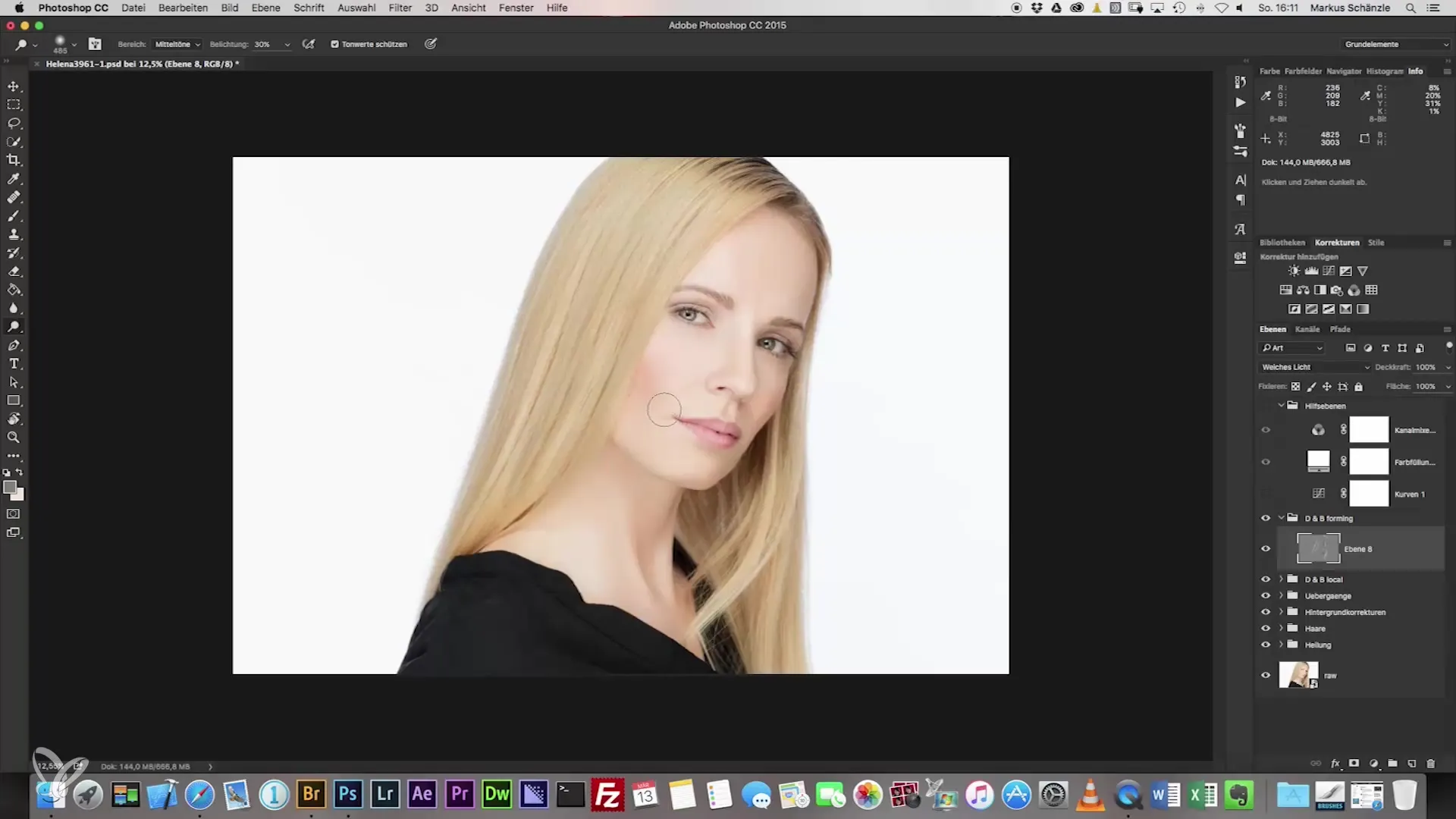 Dodge-and-Burn technique for headshot photography