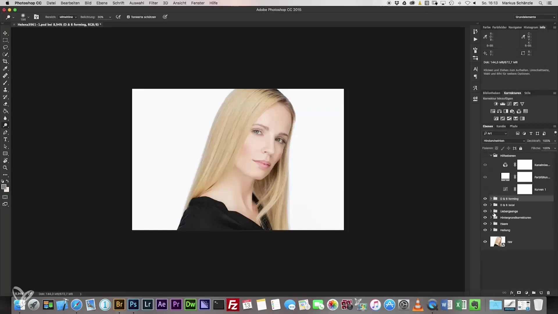 Dodge-and-Burn technique for headshot photography