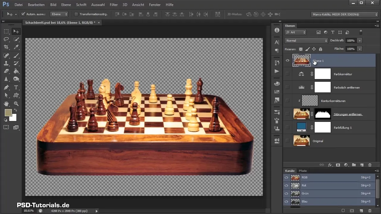 Joc de șah în Photoshop - Corectare tablă de șah și decupare
