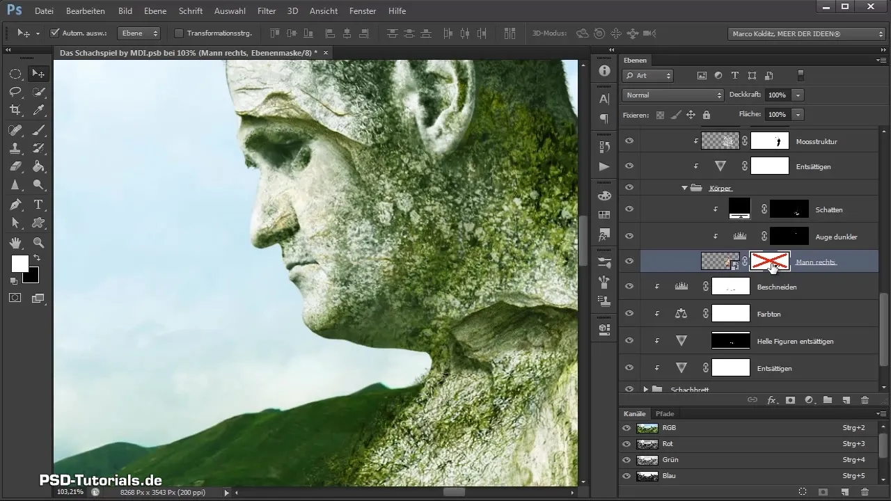 Place and adjust textures on the right giant