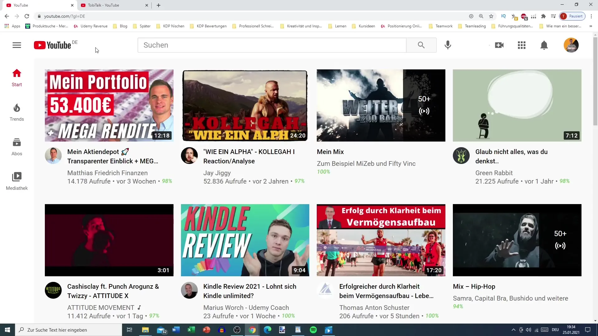 ポッドキャストをYouTubeに成功裏にアップロードする方法 – こうすればできます