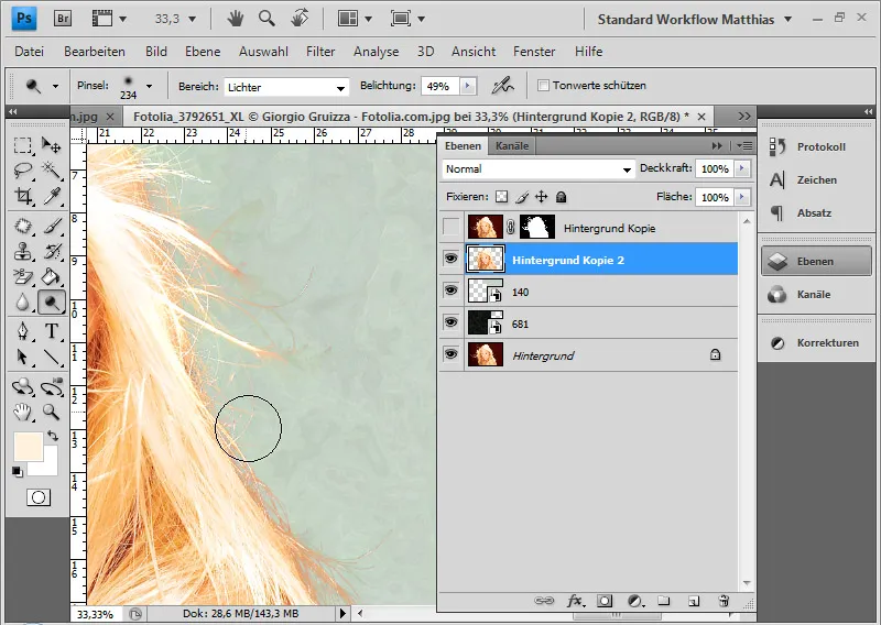 Remover o fundo do cabelo com a borracha de fundo - nunca foi tão fácil.