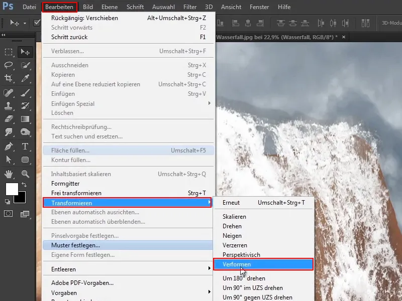 Photoshop - El Oráculo del Mar - Parte 08: Recorte y colocación de una cascada