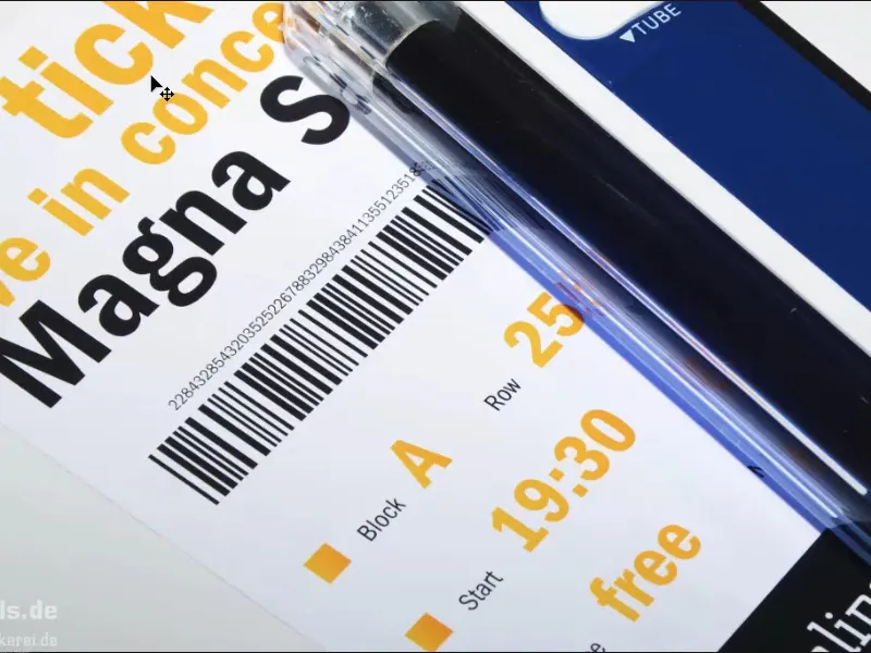 Elegante tarjeta de invitación DIN larga con tinta negra clara parte 1