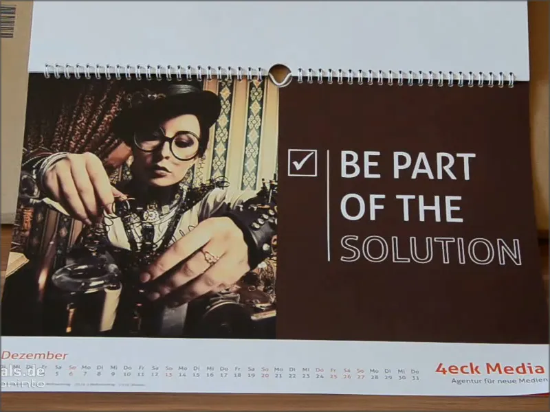 Professionally design and print DIN A3 wall calendars