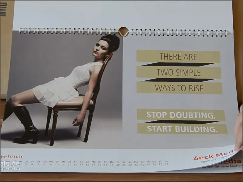 Professionally design and print DIN A3 wall calendars