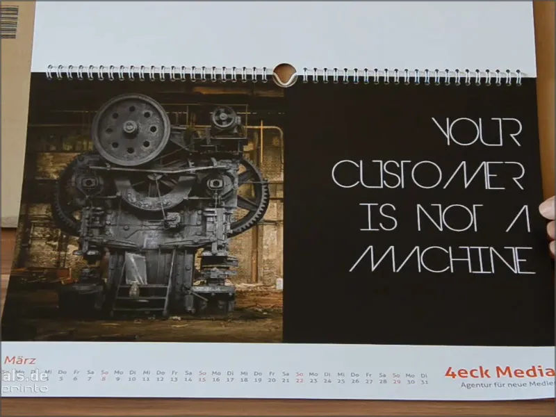Professionally design and print DIN A3 wall calendars
