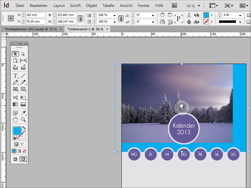 Mendesain kalender foto termasuk sampul dalam Adobe InDesign