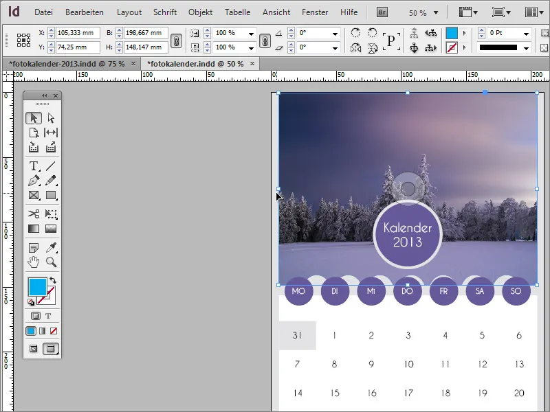 Mendesain kalender foto termasuk sampul di Adobe InDesign.