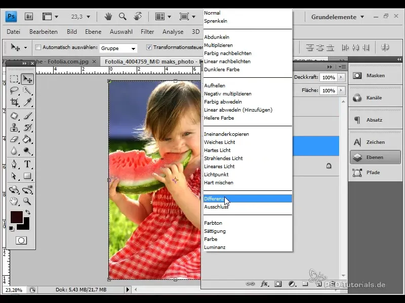 Lag vannfargeeffekten i Photoshop selv