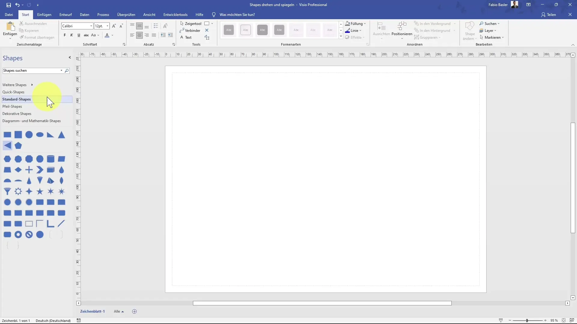 Ruotare e riflettere le forme in MS Visio
