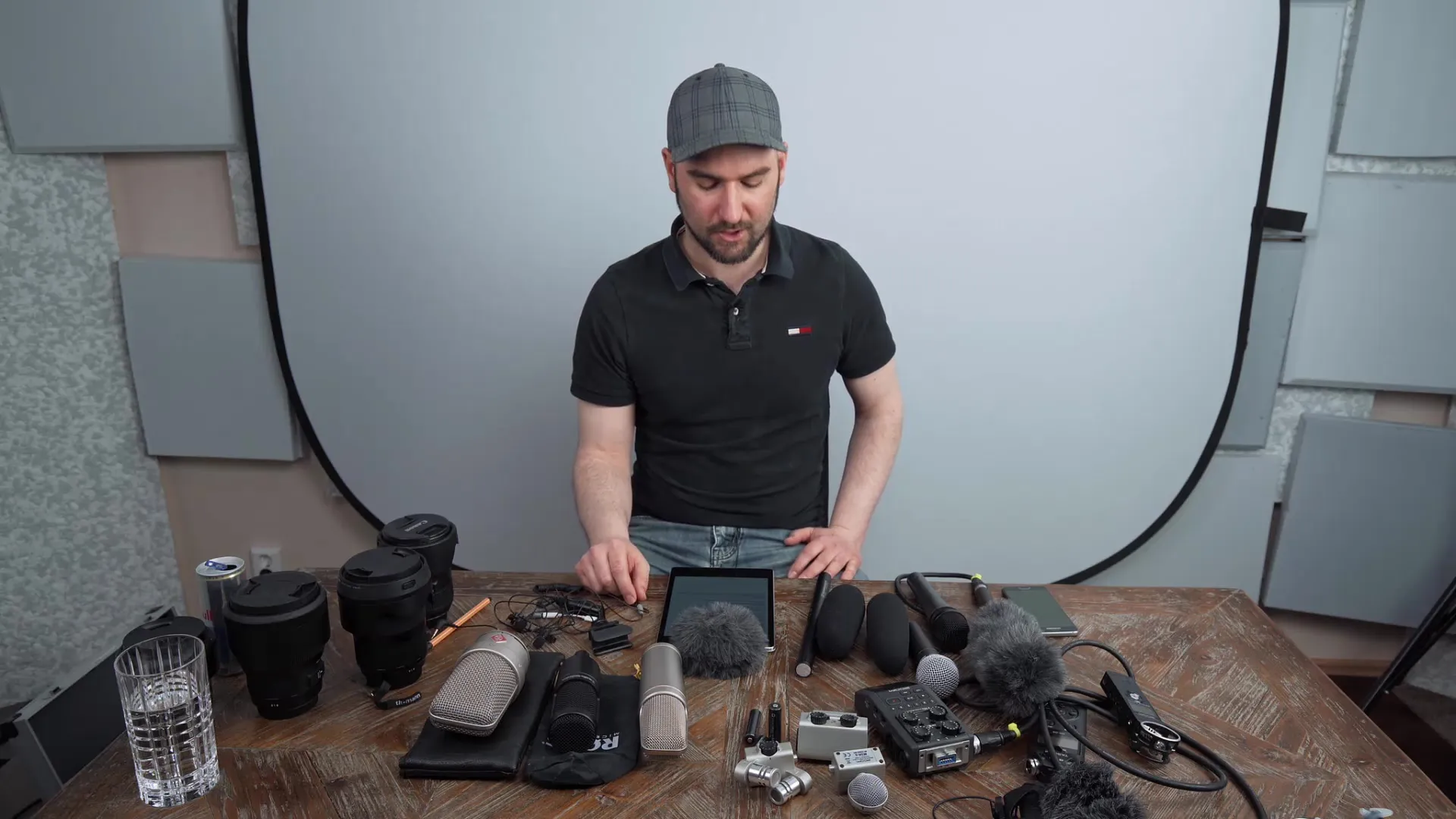 Microphone levels made easy for videographers Microphone levels made easy for videographers