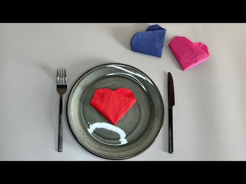 Imagen de vista previa: Doblar la servilleta en forma de coraz&oacute;n: Un gesto rom&aacute;ntico en cuesti&oacute;n de segundos